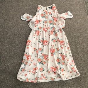 Cute flower dress! 🌸